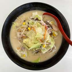 ちゃんぽん（880円）