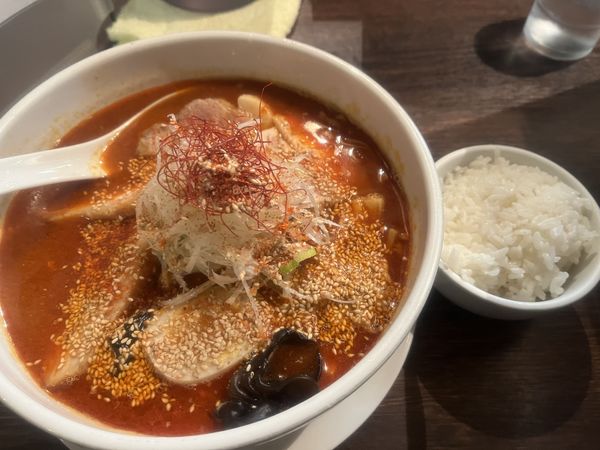 「辛味噌ラーメン」@麺屋 雪風 すすきの店の写真