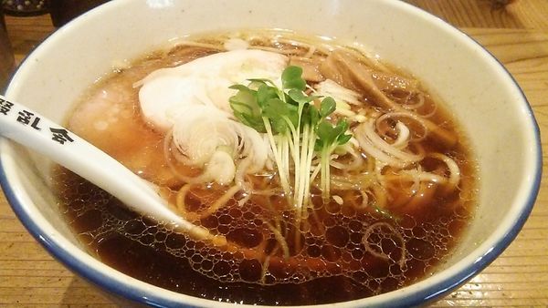 「ザ・正油らーめん 850円」@自家製麺 啜乱会の写真