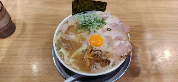 「極ラーメン、替玉（かた）」@三代目 博多 だるま アクアシティお台場店の写真