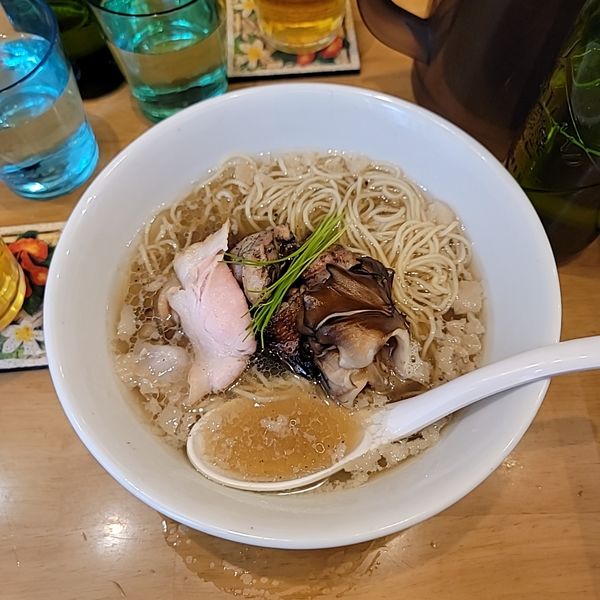 「麺屋Hulu-lu×呉田 小江戸黒豚とみやざき地頭鶏SOBA」@麺屋 Hulu-luの写真