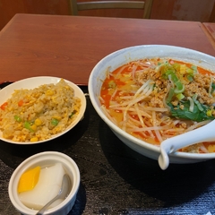 パンダ餃子酒場の画像