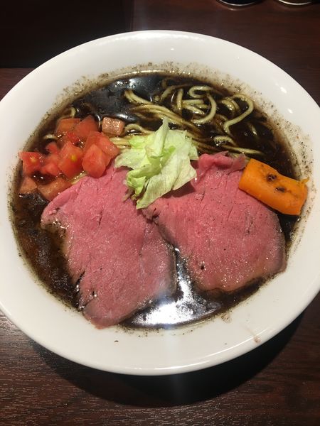 「らーめん(790円)」@牛骨らーめん 牛王の写真