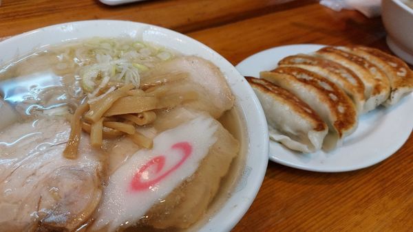 「チャーシュー麺＋ジャンボ餃子」@青竹打麺 ゆたかやの写真