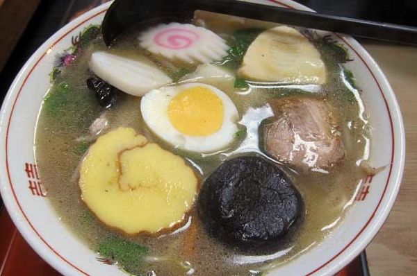 「五目中華そば　800円」@さかえやの写真