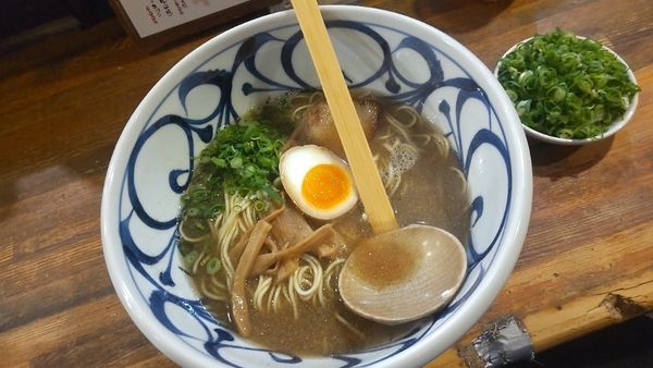 「周平らーめん」@麺鮮醤油房 周平の写真