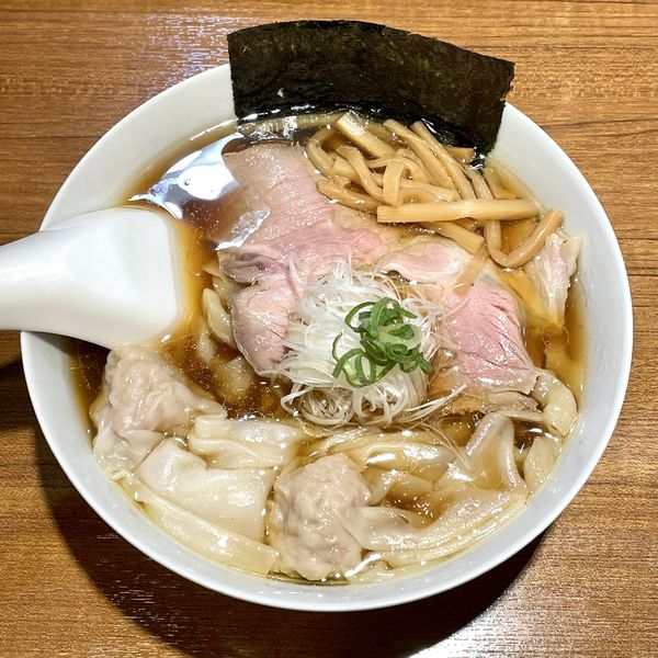 「【限定①】肉わんたん麺 ￥1000」@寿製麺よしかわ 川越店の写真