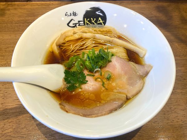 「しょうゆらぁ麺 800円」@らぁ麺 GEKKAの写真