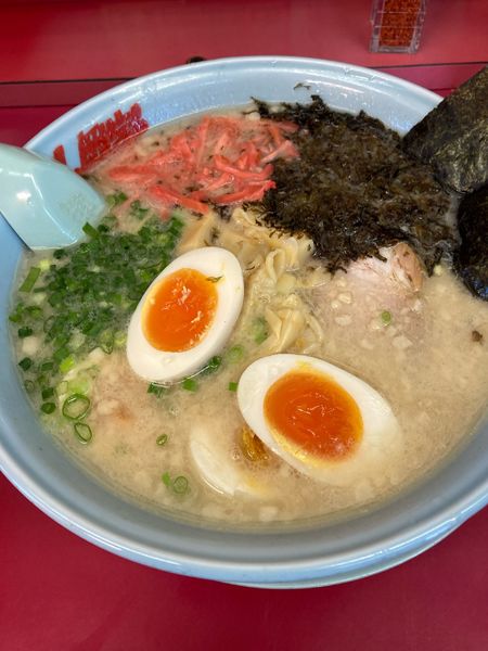 「プレミアム塩とんこつ」@ラーメン山岡家 小山田間店の写真