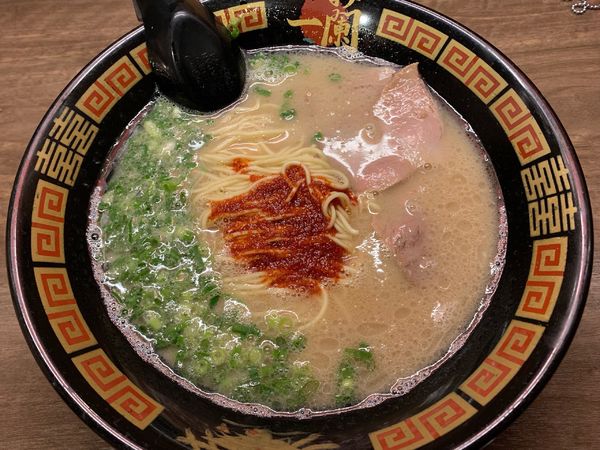 「天然とんこつラーメン」@一蘭 名古屋駅店の写真
