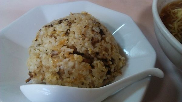 「ラーメン＋半チャーハンセット 700円」@中華料理 やまだの写真