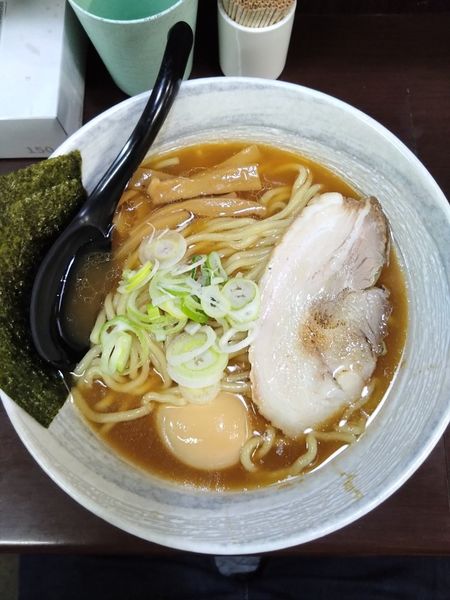 「裏がば正油らーめん」@裏 我馬らーめんの写真