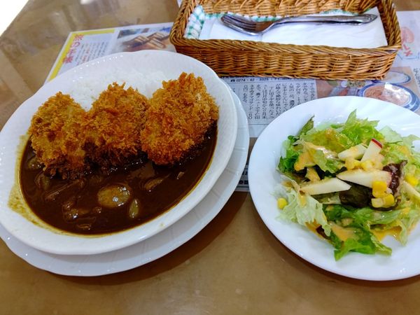 「カツカレーセット(カレー＋サラダ＋ソフト)1,250円」@れすとらん ヒロの写真