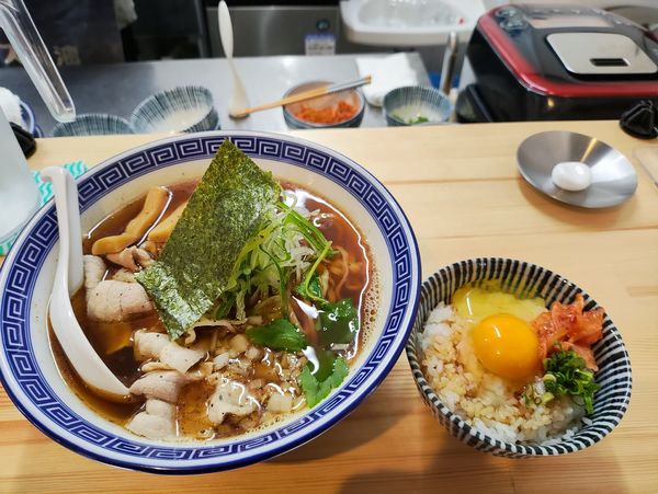 「中華そば　本日のごはんセット」@煮干しらーめん19の写真