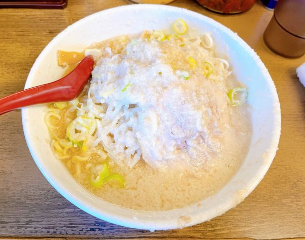 「らーめん 麺固め 脂ギタギタ」@らーめん弁慶 堀切店の写真