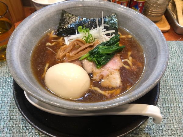 「味玉ラーメン960+ワンタン140」@らーめん 梶原の写真