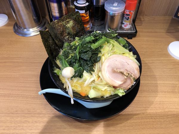 「野菜ラーメン(ほうれん草)900円」@町田商店 行徳店の写真