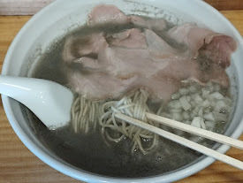 「煮干らーめん(800)」@煮干らーめん 紫乱の写真