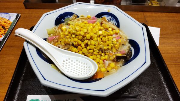 「北海道どっさりコーンみそちゃんぽん（限定）」@長崎ちゃんぽん リンガーハット 川越U_PLACE店の写真