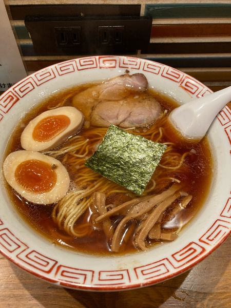 「中華そば＋味玉」@中華そば専門店 八王子らーめん よしだの写真