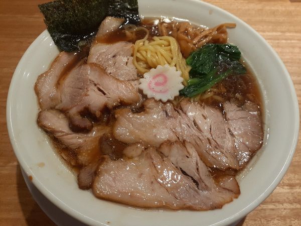 「醤油チャーシューメン(チャーシュー80g)＋麺増し」@長岡食堂 横浜西口店の写真