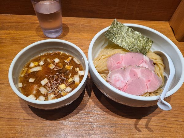「つけ麺(海老変更)」@煮干中華そば 鈴蘭 新宿店の写真