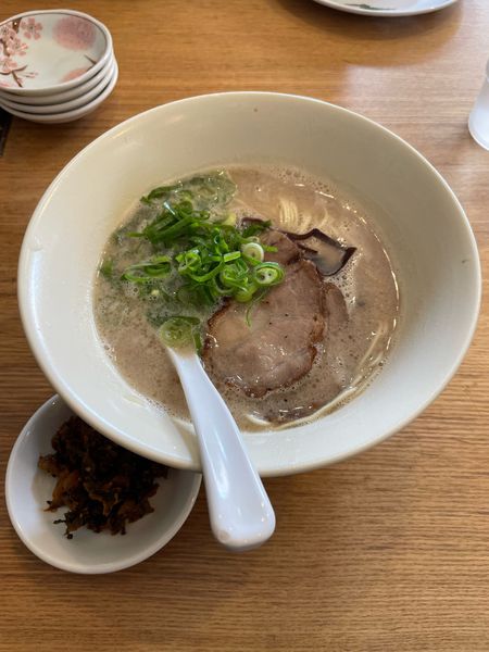 「博多豚骨ラーメン」@幸心堂の写真
