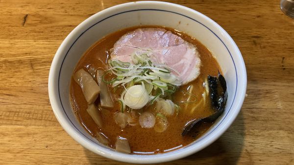 「辛味らーめん」@麺屋はし本の写真