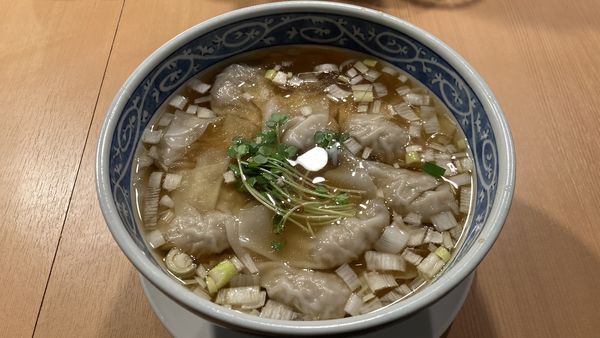 「雲呑麺」@中華そば 暁雲 参宮橋店の写真