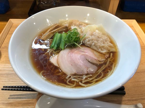 「しょうゆらぁめん」@たかのちゅめの写真