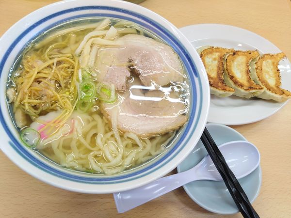 「生姜らーめん　餃子」@小三郎の写真