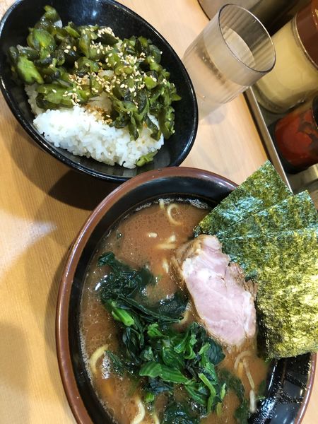 「ラーメン」@横浜家系らーめん 武道家 賢斗の写真