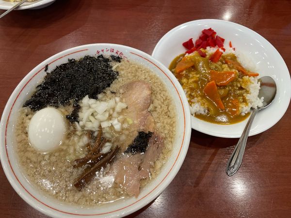 「背脂煮干ラーメン + 半カレー」@ラーチャン専門 我武者羅 橋本店の写真