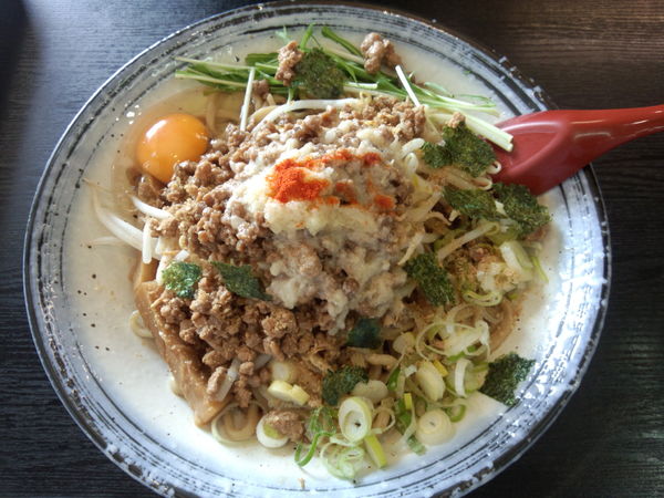 「まぜ二郎990円+小ライス」@麺場 風麟の写真