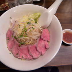 タリアータまぜそば920円+肉2枚無料