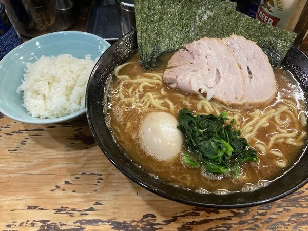 「ノリ半熟味玉ラーメン大(オオメ)¥1050+無料ライス」@らーめん武道家 口の写真