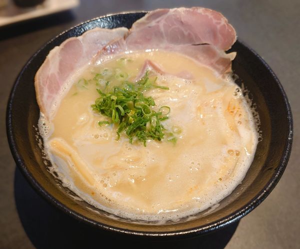 「濃厚鶏白湯ラーメン」@麺屋 鶏美郎の写真