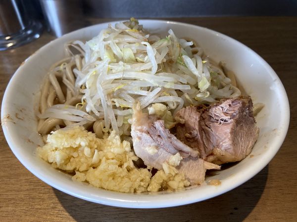 「ラーメン（ﾔｻｲﾁｮｲﾏｼ ﾆﾝﾆｸ）」@MEN YARD FIGHTの写真