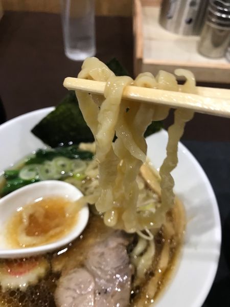 「醤油ラーメン　チャーシューご飯」@手打ち 蓮の写真