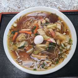 広東麺（大盛）750円