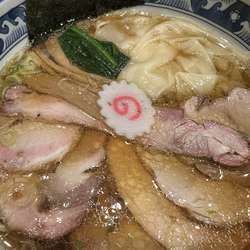 チャーシューワンタン麺