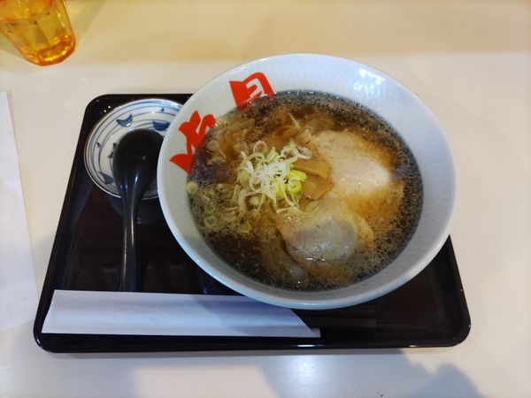 「ワンタン麺(小)こってり」@ワンタンメンの満月 酒田本店の写真