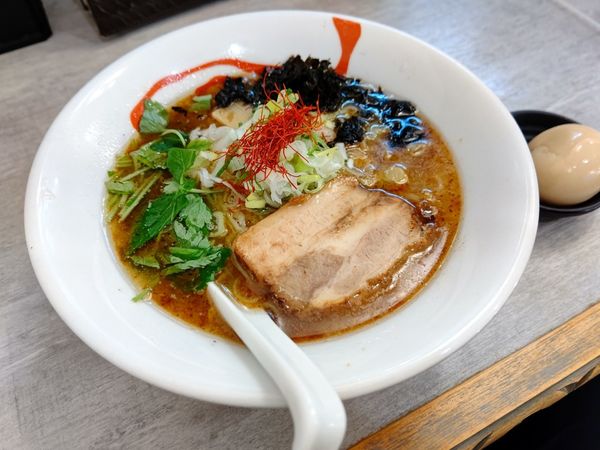 「さば塩らーめん(並盛・140g)900円＋味玉0円」@らーめん酒場 福籠 通町店の写真