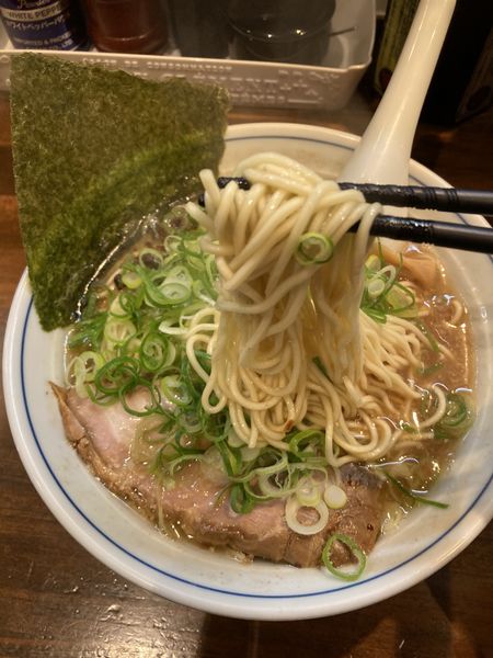 「ねぎ増しそば　麺大盛り1070」@中華そば むらさき山の写真