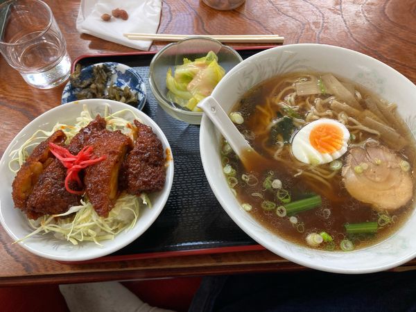 「ラーメン、ソースカツ丼」@谷川ラーメンの写真