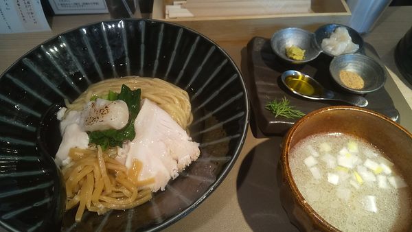 「帆立の昆布水つけ麺 白(¥1,100)」@Tokyo Style Noodle ほたて日和の写真
