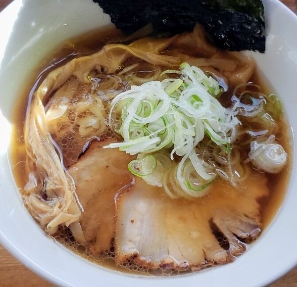 「手揉み中華そば（醤油）８３０円」@麺処 雅の写真