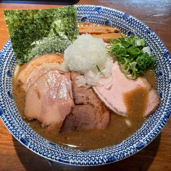 「真空そば+チャーシュー3種+大蒜辛肉飯畳」@喜元門 本店の写真