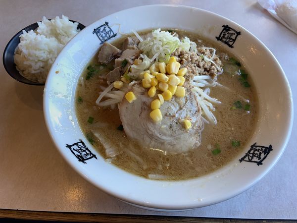 「（前橋小島田店の限定メニュー）肉みそラーメン」@おおぎやラーメン 前橋小島田店の写真