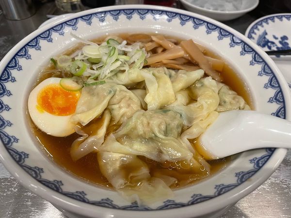 「雲呑麺」@萬力屋 サンシャインシティアルパ店の写真